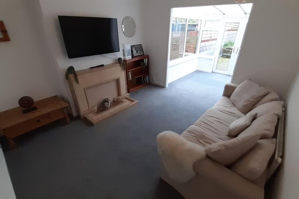 Free Parking Spacious Home Cardiff Buitenkant foto