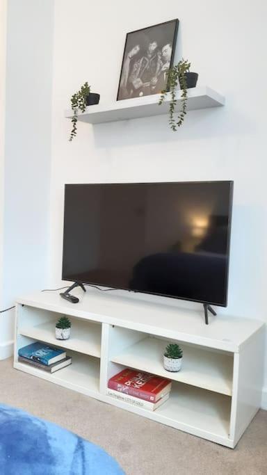 Free Parking Spacious Home Cardiff Buitenkant foto
