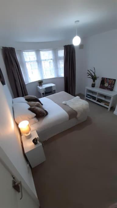 Free Parking Spacious Home Cardiff Buitenkant foto