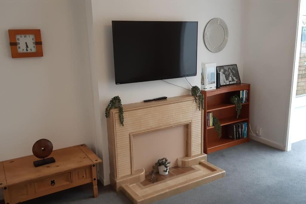 Free Parking Spacious Home Cardiff Buitenkant foto