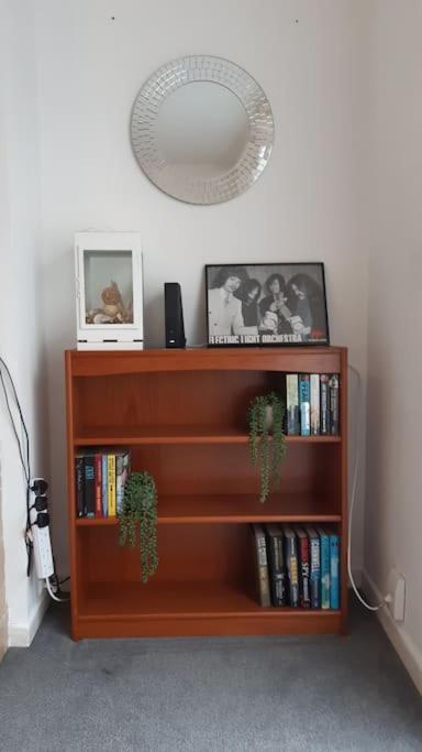 Free Parking Spacious Home Cardiff Buitenkant foto
